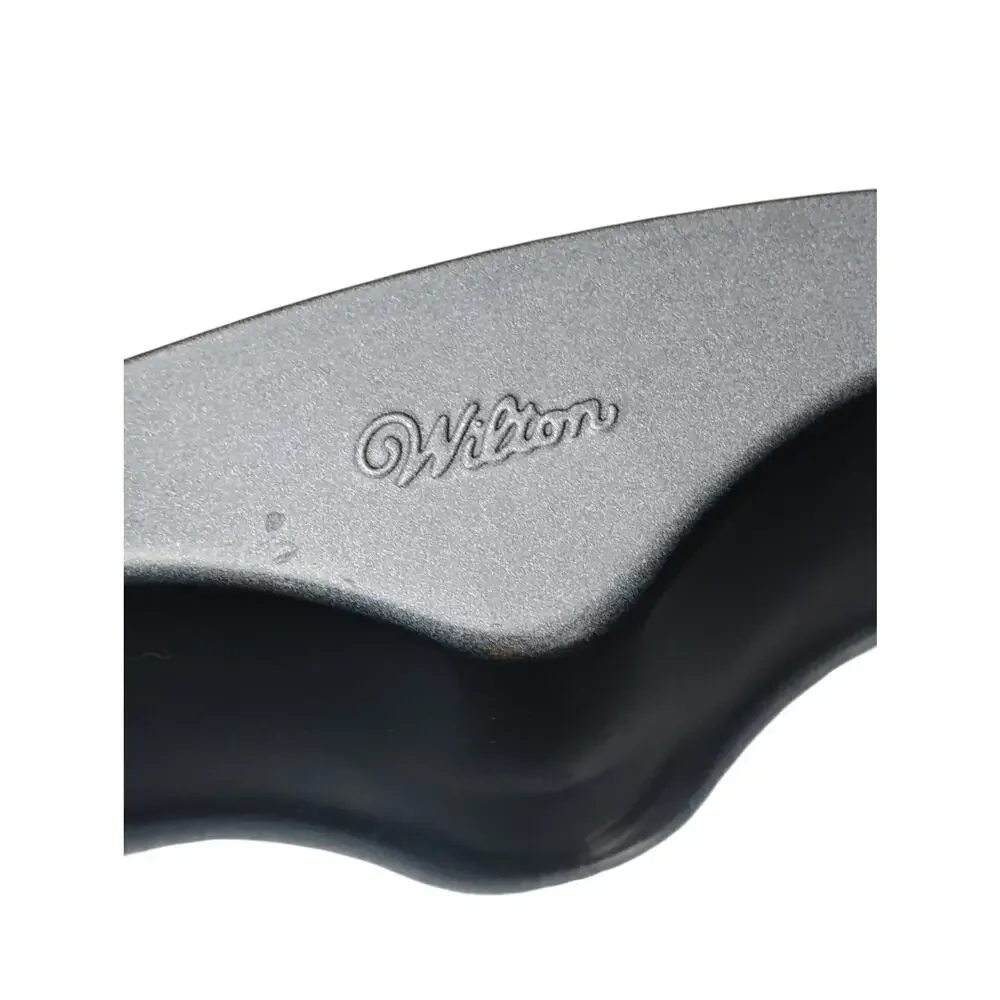 Wilton Heart Shape Cake Mold 10